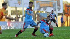 Foto de la galería: Crucero empató con Brown de Adrogué y se quedó sin DT