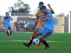 Foto de la galería: Crucero empató con Brown de Adrogué y se quedó sin DT