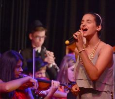 Foto de la galería: Los Grillitos y la previa del Iguazú en Concierto en el Montoya