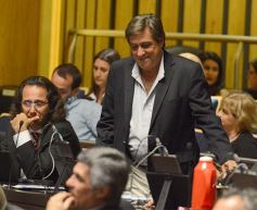 Foto de la galería: Postales de una la sesión de la Legislatura misionera del 11 de mayo