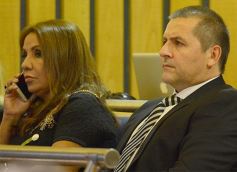 Foto de la galería: Postales de una la sesión de la Legislatura misionera del 11 de mayo