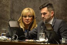 Foto de la galería: Postales de una la sesión de la Legislatura misionera del 11 de mayo