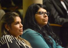 Foto de la galería: Postales de una la sesión de la Legislatura misionera del 11 de mayo