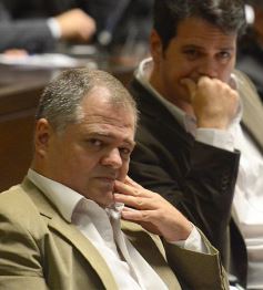 Foto de la galería: Postales de una la sesión de la Legislatura misionera del 11 de mayo