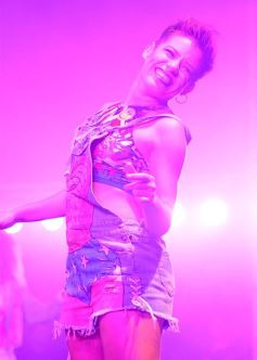 Foto de la galería: Lo que dejó Lali en su paso por Posadas