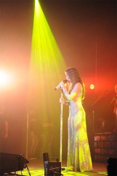 Foto de la galería: Lo que dejó Lali en su paso por Posadas