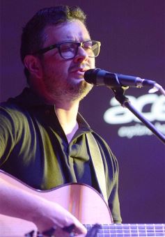 Foto de la galería: Fabián Meza presentó su nuevo material en la Peña Tacuarí