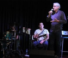 Foto de la galería: Fabián Meza presentó su nuevo material en la Peña Tacuarí