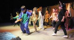 Foto de la galería: Talentitos B puso en escena la adaptación de la Leyenda del picaflor
