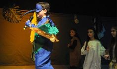 Foto de la galería: Talentitos B puso en escena la adaptación de la Leyenda del picaflor