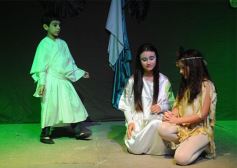 Foto de la galería: Talentitos B puso en escena la adaptación de la Leyenda del picaflor