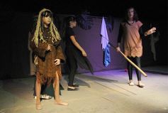 Foto de la galería: Talentitos B puso en escena la adaptación de la Leyenda del picaflor