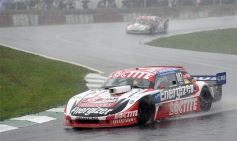 Foto de la galería: Final del TC bajo agua en Posadas