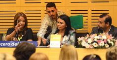 Foto de la galería: Crucero y su experiencia inédita: mujeres choferes de micros de larga distancia