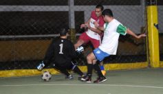 Foto de la galería: El competitivo Torneo Mercantil, más apasionante que nunca