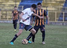 Foto de la galería: El clásico posadeño fue para Mitre: aplastó a Guaraní