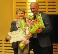 Foto de la galería: La Legislatura realizó un reconocimiento a mujeres destacadas en el ámbito de la salud