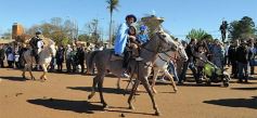 Foto de la galería: 20 de Junio en Candelaria: Passalacqua y Esteban Bullrich abogaron por la unidad de la Nación