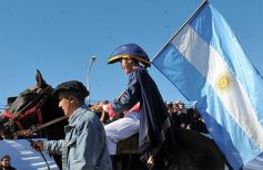 Foto de la galería: 20 de Junio en Candelaria: Passalacqua y Esteban Bullrich abogaron por la unidad de la Nación