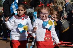 Foto de la galería: 20 de Junio en Candelaria: Passalacqua y Esteban Bullrich abogaron por la unidad de la Nación