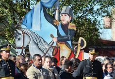 Foto de la galería: 20 de Junio en Candelaria: Passalacqua y Esteban Bullrich abogaron por la unidad de la Nación