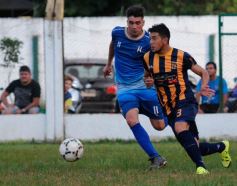 Foto de la galería: Liga posadeña: un triunfo para los hinchas de Mitre