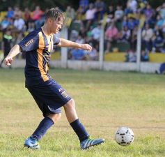 Foto de la galería: Liga posadeña: un triunfo para los hinchas de Mitre