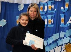 Foto de la galería: Los chicos de 4to. del Colegio del Carmen y un momento inolvidable: el juramento a la bandera