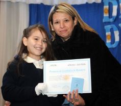 Foto de la galería: Los chicos de 4to. del Colegio del Carmen y un momento inolvidable: el juramento a la bandera