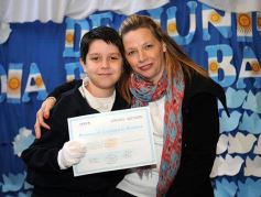 Foto de la galería: Los chicos de 4to. del Colegio del Carmen y un momento inolvidable: el juramento a la bandera