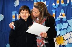 Foto de la galería: Los chicos de 4to. del Colegio del Carmen y un momento inolvidable: el juramento a la bandera