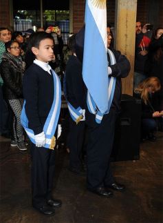 Foto de la galería: Los chicos de 4to. del Colegio del Carmen y un momento inolvidable: el juramento a la bandera