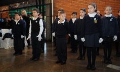Foto de la galería: Los chicos de 4to. del Colegio del Carmen y un momento inolvidable: el juramento a la bandera