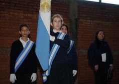 Foto de la galería: Los chicos de 4to. del Colegio del Carmen y un momento inolvidable: el juramento a la bandera
