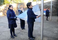 Foto de la galería: Los chicos de 4to. del Colegio del Carmen y un momento inolvidable: el juramento a la bandera