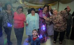 Foto de la galería: Gran fiesta de cumple de Lucy Gaona en el club Sarmiento