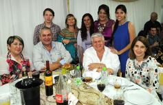 Foto de la galería: Gran fiesta de cumple de Lucy Gaona en el club Sarmiento