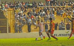 Foto de la galería: Postales de una derrota de Crucero que dolió mucho en Santa Inés