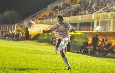 Foto de la galería: Postales de una derrota de Crucero que dolió mucho en Santa Inés