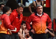 Foto de la galería: Con estadio lleno, Tokio se quedó con el primer partido de la final de la Liga provincial