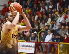 Foto de la galería: Con estadio lleno, Tokio se quedó con el primer partido de la final de la Liga provincial