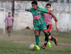 Foto de la galería: Brown le dio una alegría a sus hinchas al derrotar a Sporting