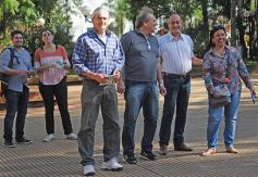 Foto de la galería: Podemos Misiones presentó a sus candidatos en la plaza 9 de Julio