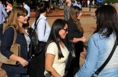 Foto de la galería: Podemos Misiones presentó a sus candidatos en la plaza 9 de Julio