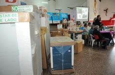 Foto de la galería: Benmaor entregó equipamientos para centros infantiles del interior de la provincia