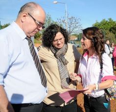 Foto de la galería: La EBY instala la primera antena para conectar wifi en el barrio A 4