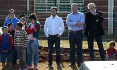 Foto de la galería: La EBY instala la primera antena para conectar wifi en el barrio A 4
