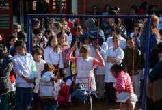 Foto de la galería: La EBY instala la primera antena para conectar wifi en el barrio A 4