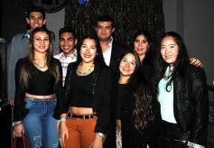 Foto de la galería: Día del Amigo en Salones Alvear: música, reencuentro y la mejor onda