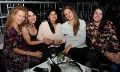 Foto de la galería: Día del Amigo en Salones Alvear: música, reencuentro y la mejor onda